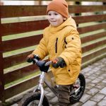 découvrez la balance bike, une draisienne idéale pour initier les enfants à l'équilibre et à la motricité avant l'apprentissage du vélo classique. sécurité, autonomie et plaisir pour les tout-petits !